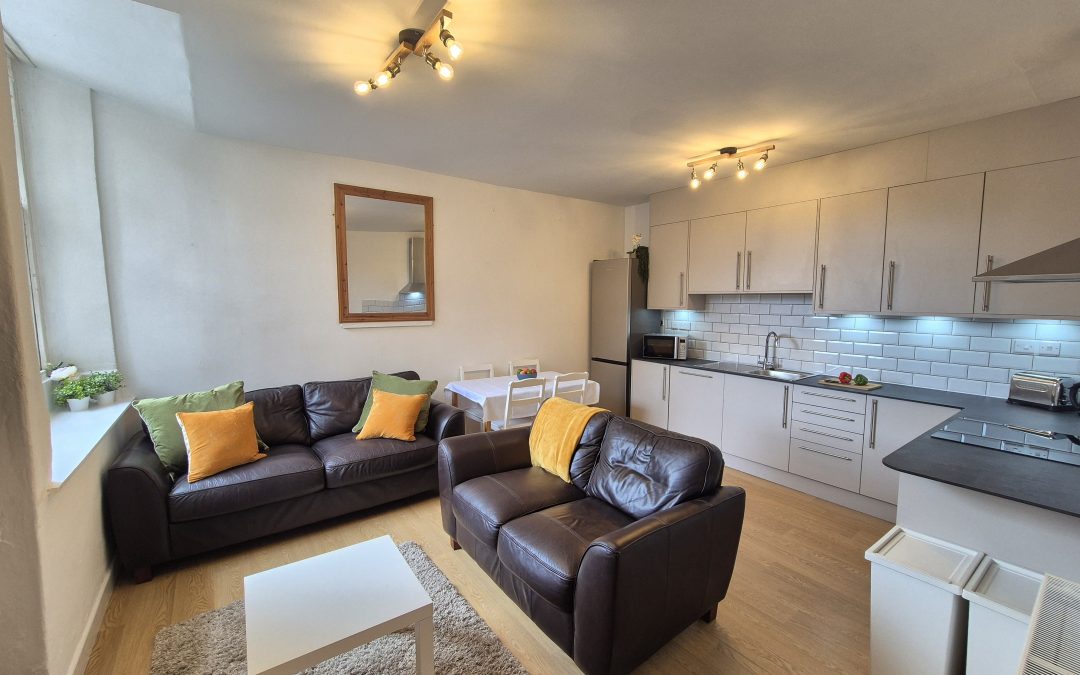 Queen Street Apartment 1 – 5 Bed